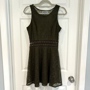 Bailey Blue Women Lace Crochet Fit & Flare Green Tank Dress Sz L Lined Party